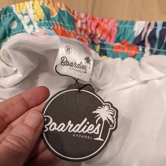 Tropical Floral Swim Shorts - Picture 7 of 9